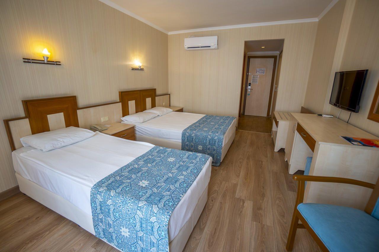 Stella Beach Hotel Ultra All Inclusive Окурджалар Екстериор снимка